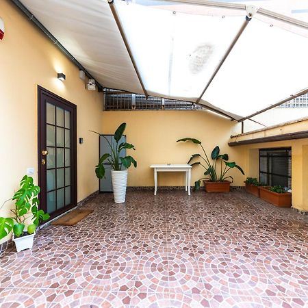 Metrofront-Apartment Roma Buitenkant foto